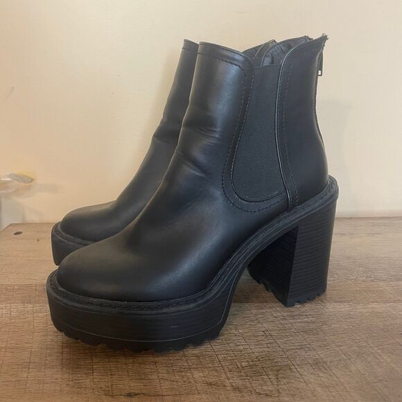 Steve Madden Women's Kamora Platform Chelsea Boots Black Size 7.5 - Picture 2 of 7